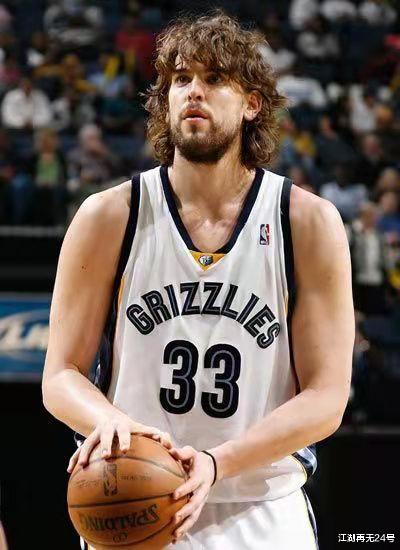 马克·加索尔 08年大加索尔被交易,湖人筹码最差为何能拿下了他?韦斯特太关键