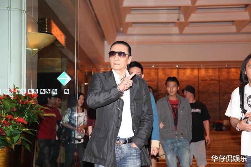 张柏芝|谢贤不小心说漏嘴，张柏芝却慌了，三胎生父曝光：名字是三个字？