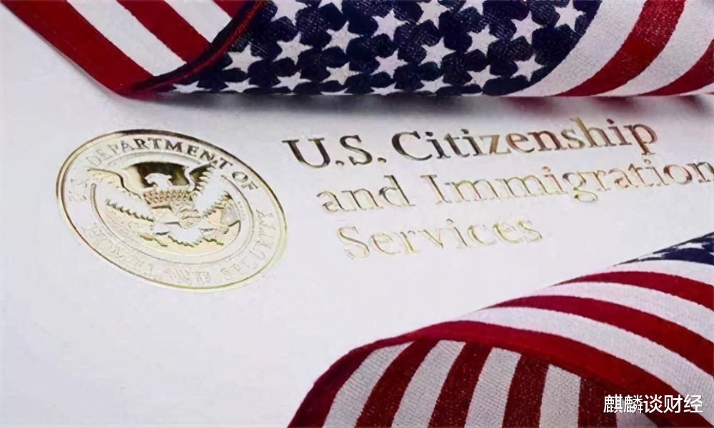 海底捞 56天蒸发2000亿市值，创始人又移民，海底捞还能起来吗？