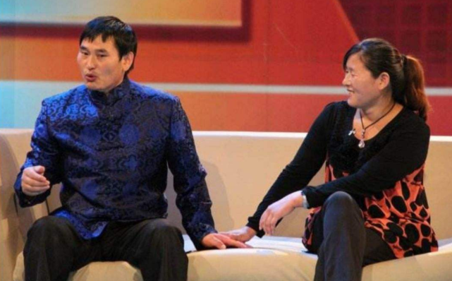 朱之文|大衣哥商演后台休息，被黑人美女“狂撩”，紧张逃走后淡定比肤色