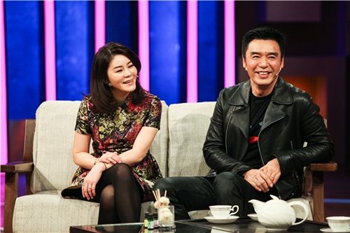 钟镇涛|钟镇涛拒绝复婚：57岁再做父亲，我是4个儿女的幸福爸爸