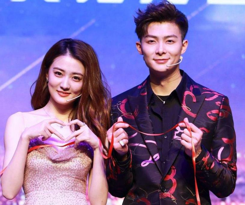 贾玲|徐璐坦言自己每次拍戏都网购10几箱，看到她的家我慕了