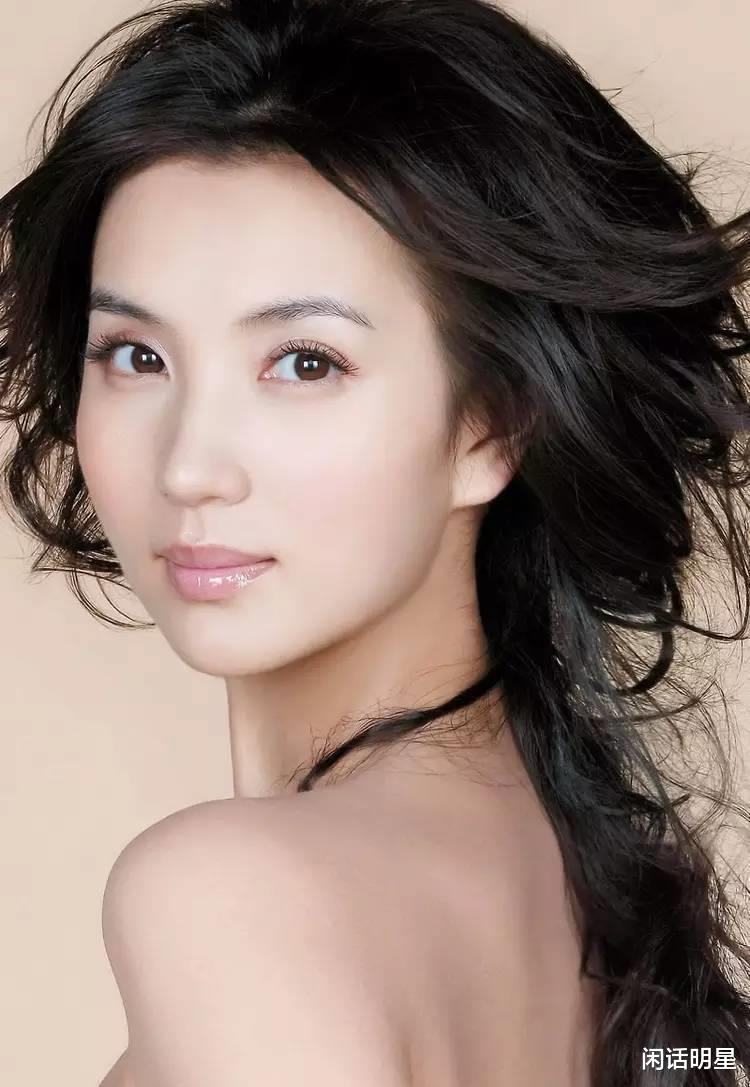 陈好|章子怡何炅吃空饷，蒋雯丽陈好假教授，天价片酬为何不舍铁饭碗？