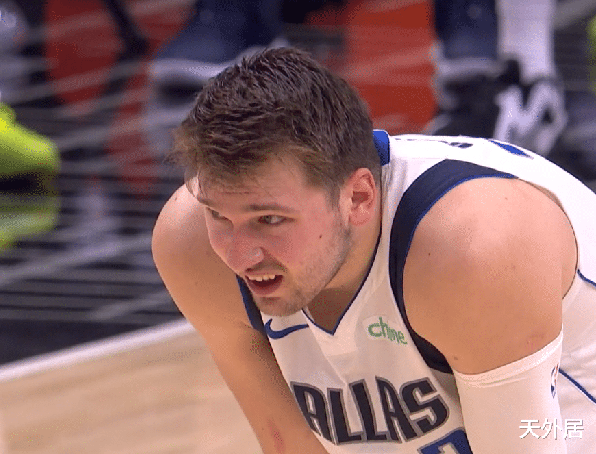 快船队|4-3!快船完成1.3%逆转奇迹!东契奇46+14仍倒下,西部四强出炉