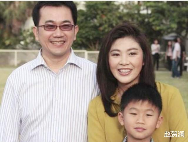 英拉|英拉逃往国外之后，泰国政府是怎么对待英拉丈夫和儿子的？