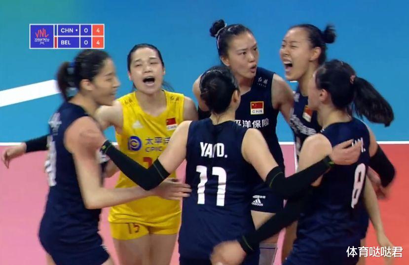 女排|爆冷！中國(guó)女排2-1領(lǐng)先被比利時(shí)逆轉(zhuǎn)，張常寧帶不動(dòng)，郎平怎么辦