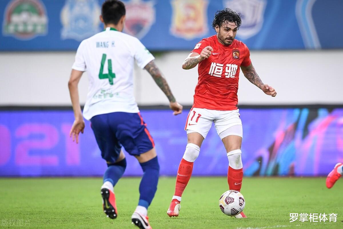 里卡多·高拉特|高拉特?zé)o視巴甲球隊報價，潛在新東家浮出水面，有望重返中超嗎？