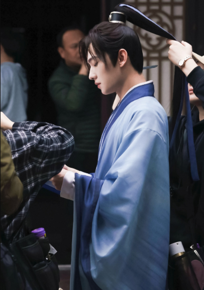 杨洋|杨洋，再也不嫌弃你的演技了，以后就靠你来拯救古偶了