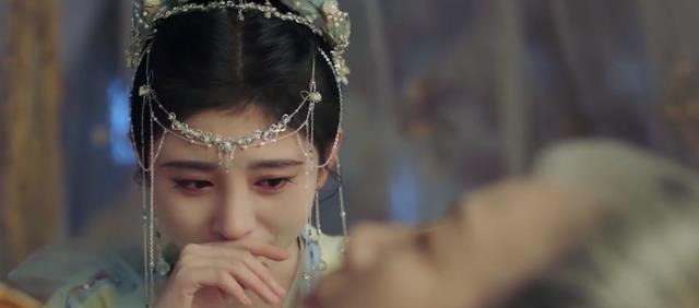 热依扎|2021哭戏大赏：有人23岁演技在线，有人提名视后，有人却五官乱飞