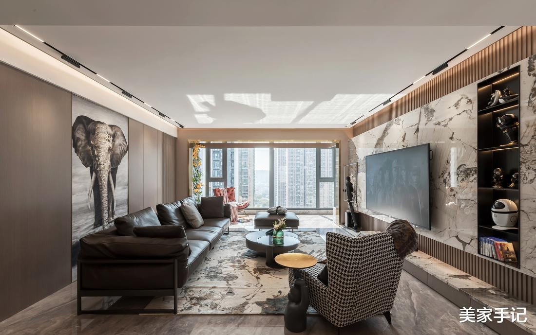 这是我见过最高级的家，巧用黑白灰，装出大宅范，太惊艳了！晒晒
