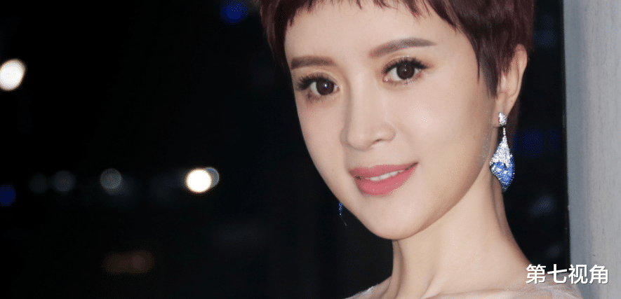 第七视角 金巧巧：我真演不了农村人，我长得太洋气了，网友：看人家巩俐。
