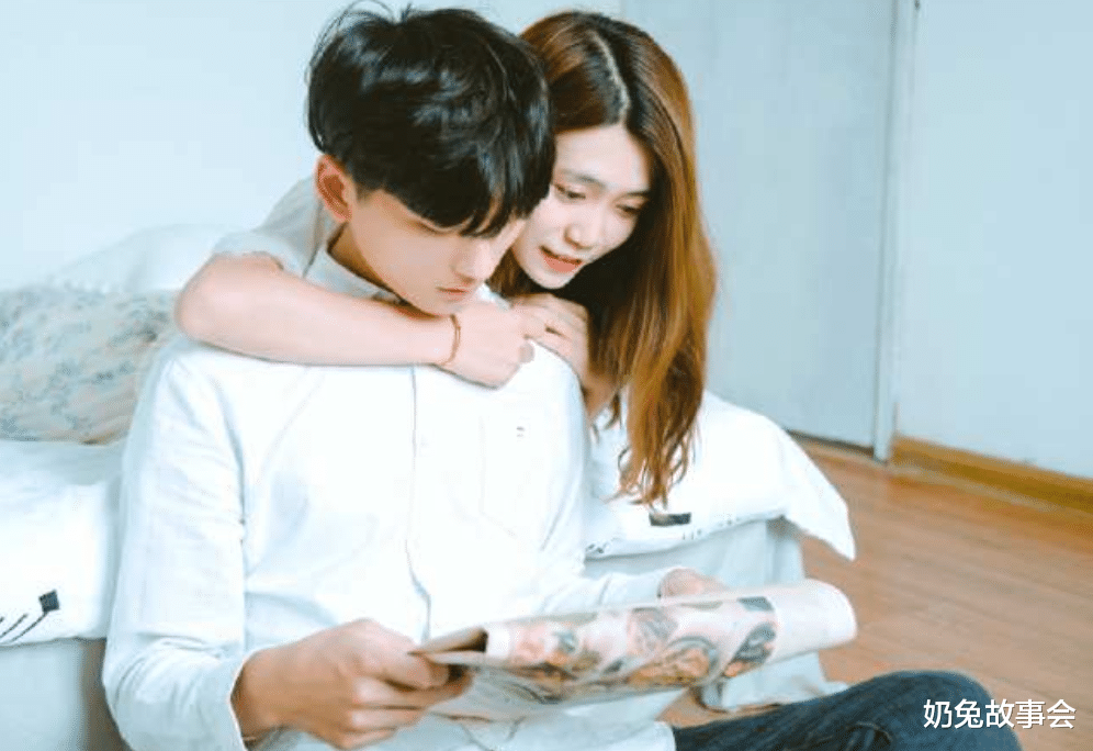 奶兔故事会|婚前男人发现未婚妻和男闺蜜在一起,婚后,男人:我选择原谅