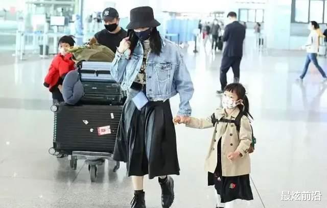 姚晨|姚晨一家罕见同框，夫妻两儿打扮得帅气十足，一儿一女颜值也超高