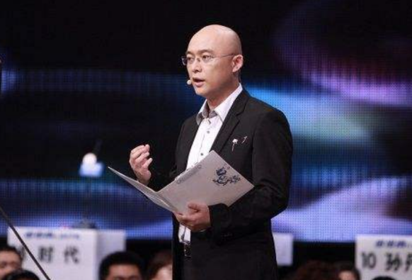 鞠婧祎|孟非，娶21岁初恋，女朋友谈一个就够，糟糠之妻不可弃