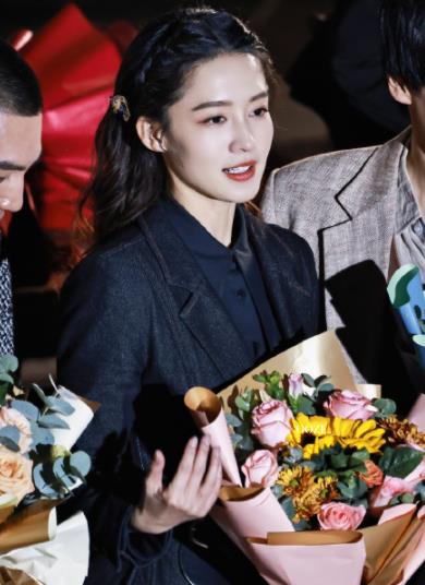 李沁|李沁《请君》刚杀青，网传其下部剧已定，男主被称作古装天花板？