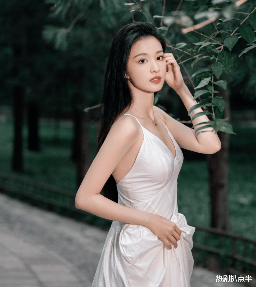 祝绪丹|古装适配度超高的糊花，祝绪丹陈瑶被公司耽误，王楚然外貌遭质疑