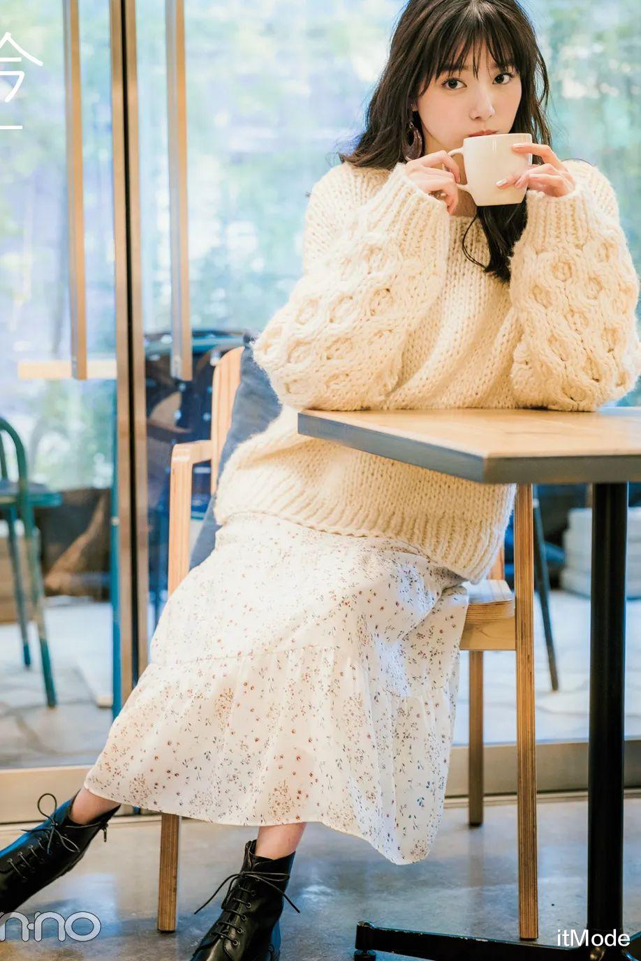 itMode 大毛衣+半裙,才是2021秋冬最气质时髦的打开方式!