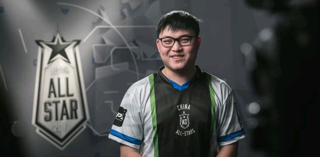 Uzi|大师兄：UZI天赋能够媲美Faker，他缺的是有夺冠实力的队伍