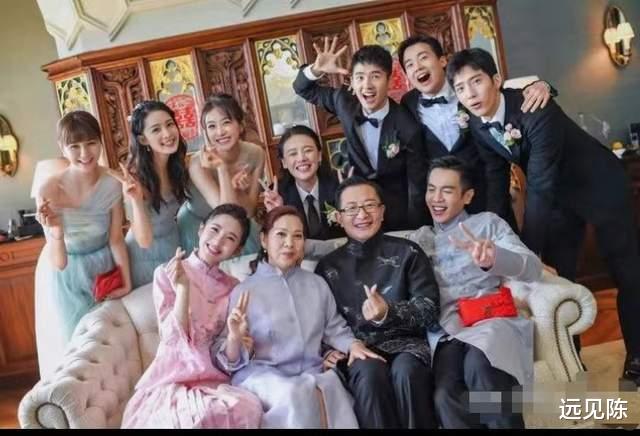 张若昀|一张“不够帅”的脸，险被父亲赌输人生，为何能被一个女人赌赢？