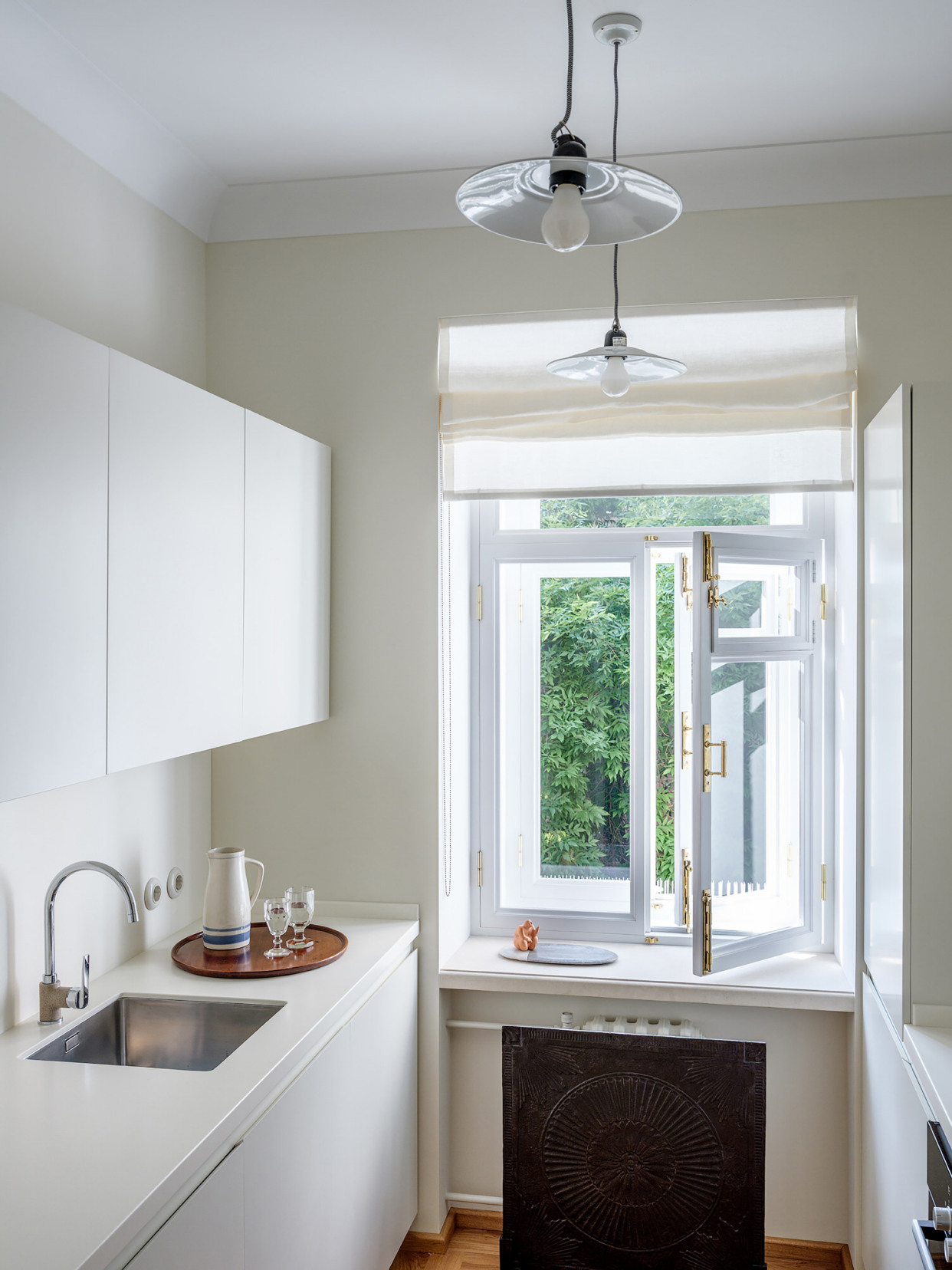 75㎡两居室,一半生活,一半艺术!