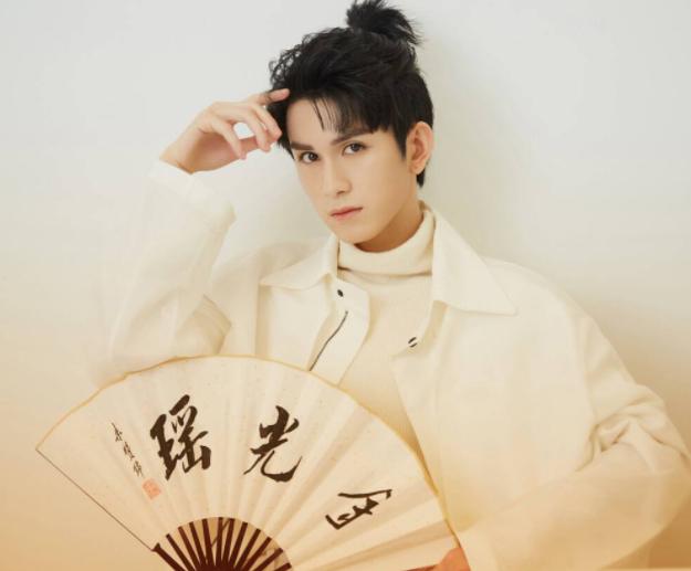 二月红|时隔两年，他成为了《陈情令》最火的配角，还将挑战“二月红”