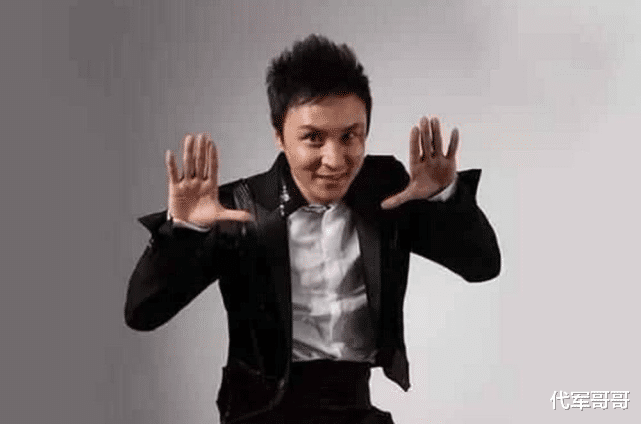 朱桢|42岁朱桢近况曝光,二婚娶美女教师生两子,如今参加富商寿宴被处罚