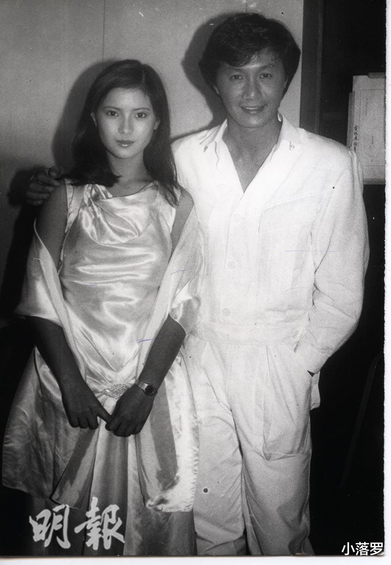 蓝洁瑛|您见过这样的蓝洁瑛吗？同刘嘉玲穿泳装跳舞，图22与刘德华拉勾