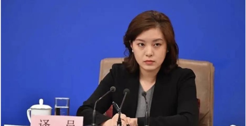 章泽天|冷面女神张京：霸气拒绝清华北大，丈夫身份被揭，难怪会嫁给他！