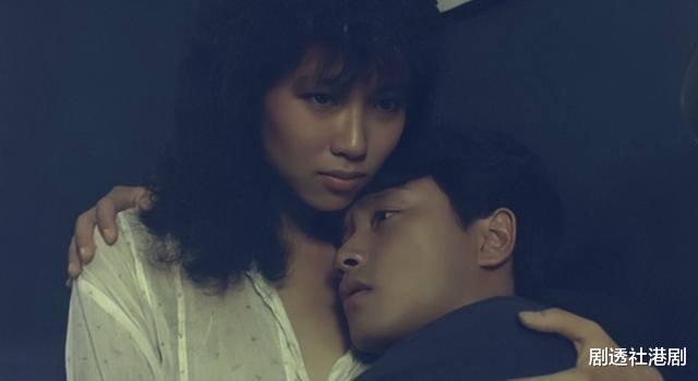 长津湖|58岁叶童罕见晒动态，吃路边摊与粉丝互动，被指瘦成纸片人