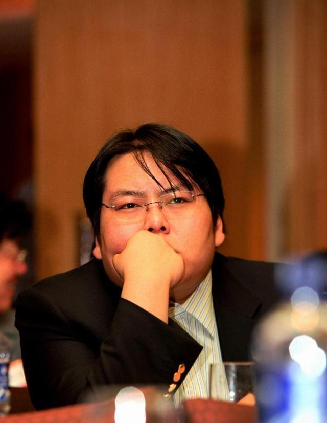 李兆会|中国第一败家子李兆会被悬赏2162万！10年败光125亿，娶两位女星