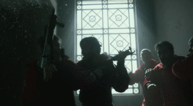 纸钞屋|全球都在吹的神剧，一回归就爆了