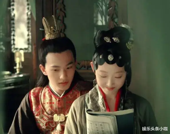 杨洋|不是吧！又一顶流渣男，冷暴力还让女友吃药？