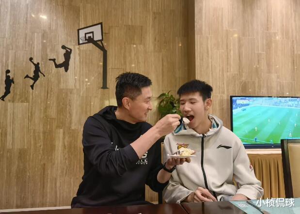 杜锋|杜锋获巩晓彬好兄弟辅佐，宏远另有双喜临门，还有两新人随队练级