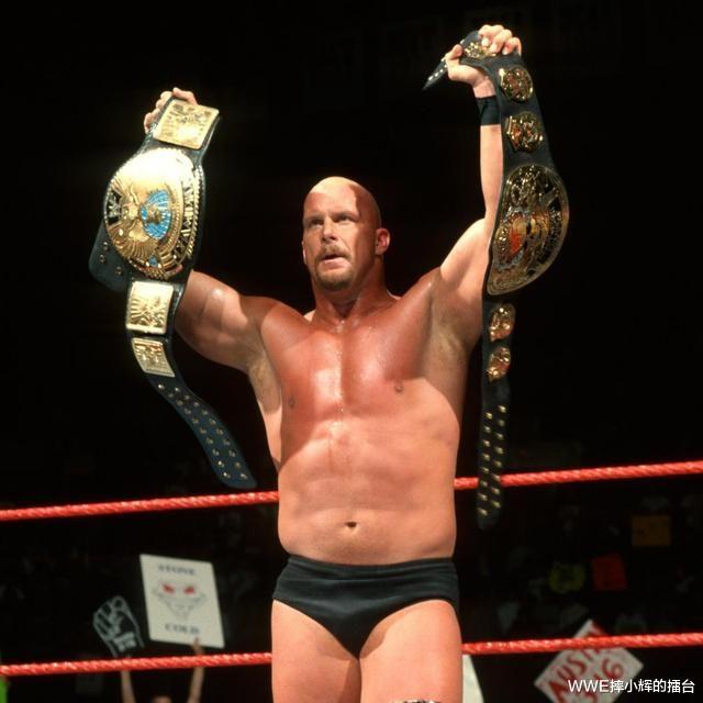 wwe|挂王罗曼已提前进入传奇行列，651的冠军纪录碾压几十年老员工！