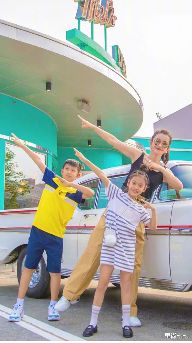 李冰冰|李冰冰罕见带外甥游玩，一儿一女太像妹妹李雪，和她还有同款鼻子