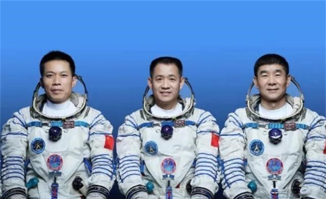 宇航员 在太空中不穿宇航服会怎样?苏联3名宇航员体液沸腾,仅40秒丧命