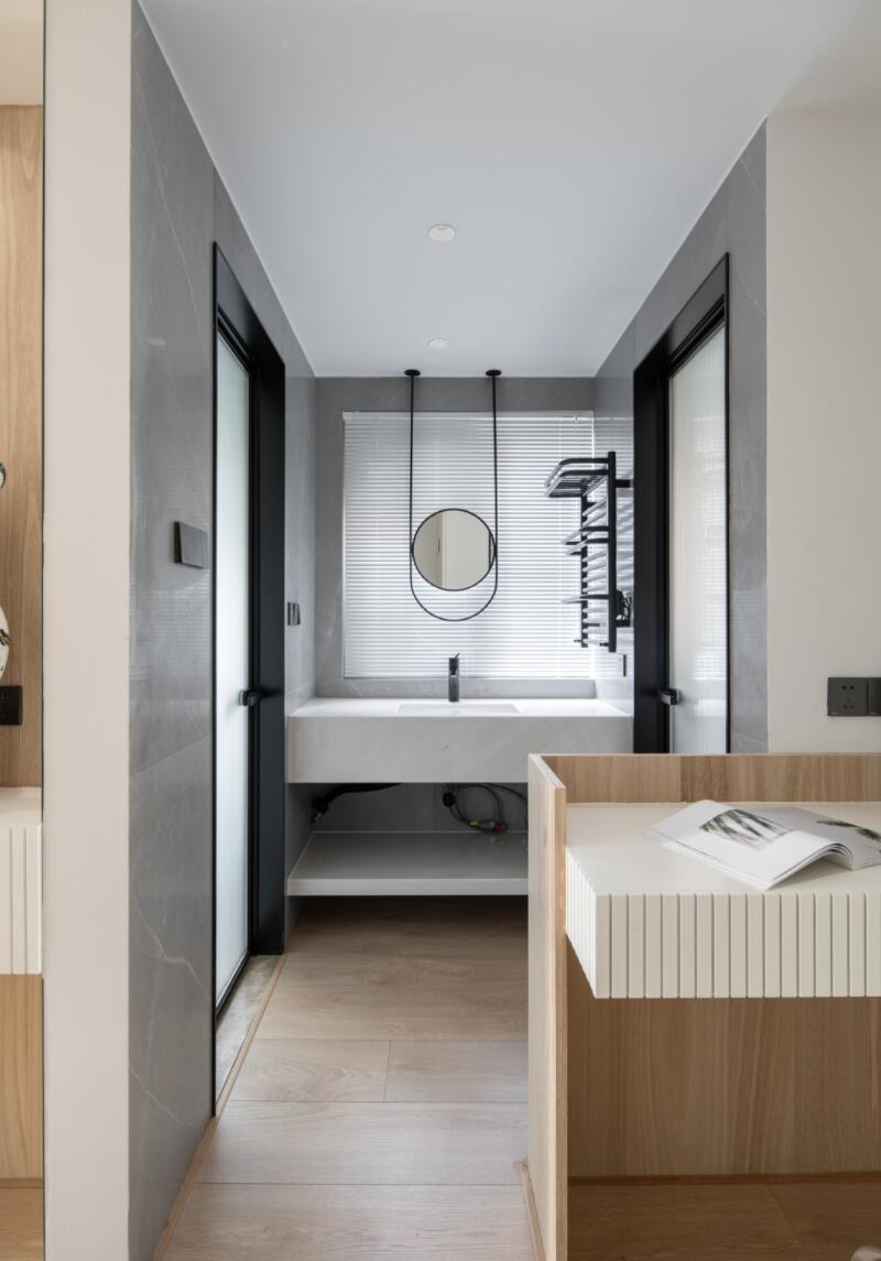 新房没有玄关隔断,她直接设计个“雕塑”,一进门就尽显艺术气息