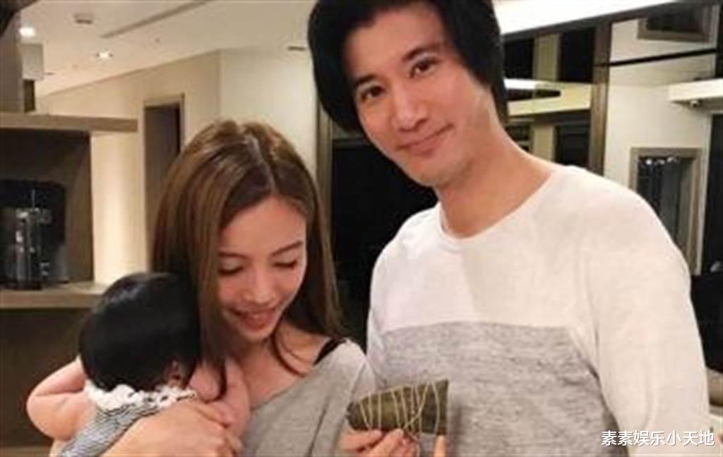 张之洞|王力宏见孩子3个小时后离开，没在李靓蕾家中过夜，赶回家陪父母