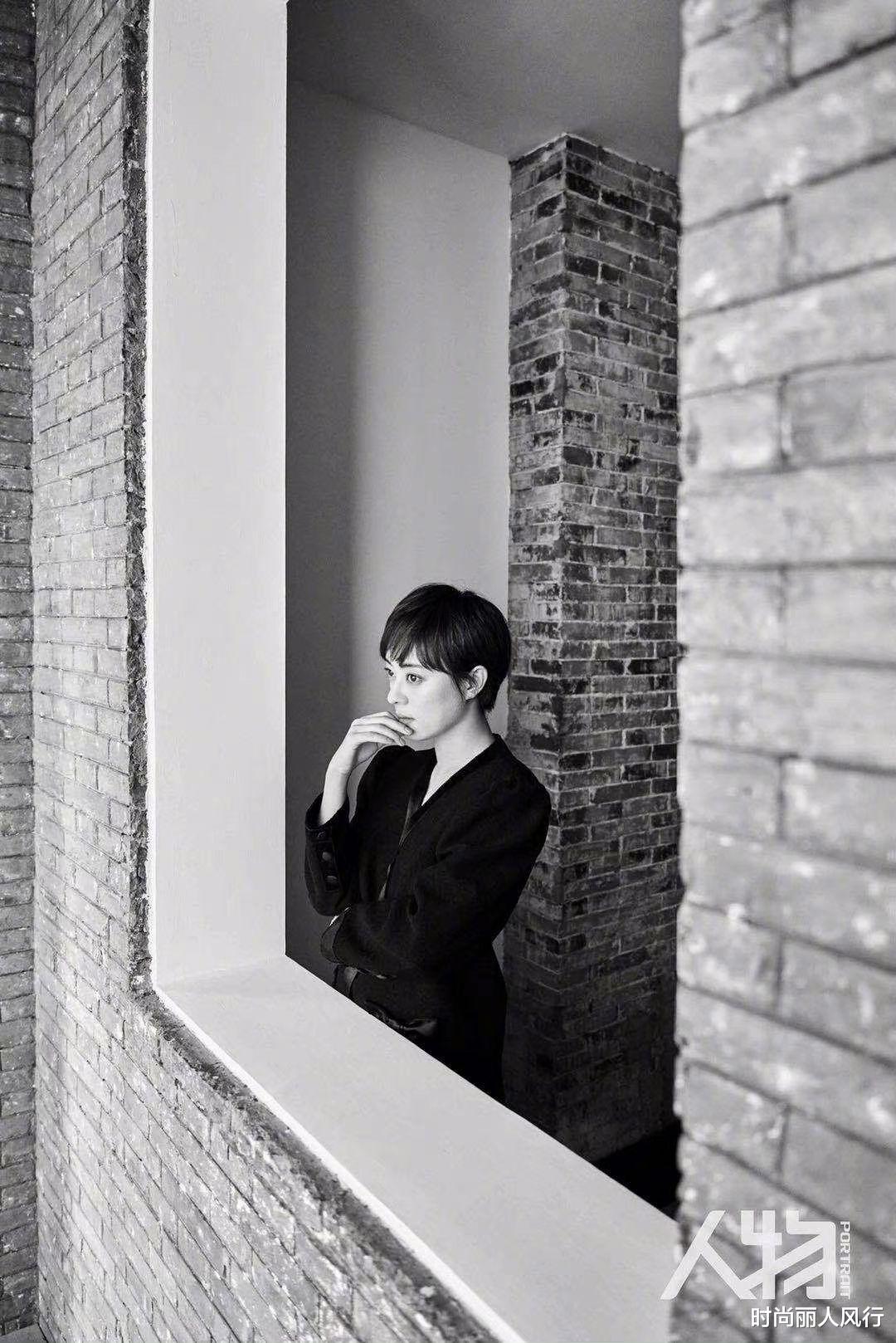 孙俪|孙俪“美人骨”大片爆火！找对风格后颜值开挂，穿黑色都超美