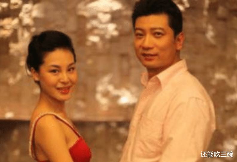 王子文|“王启年”扮演者田雨，妻子是我们熟悉的她，难怪出道多年无绯闻