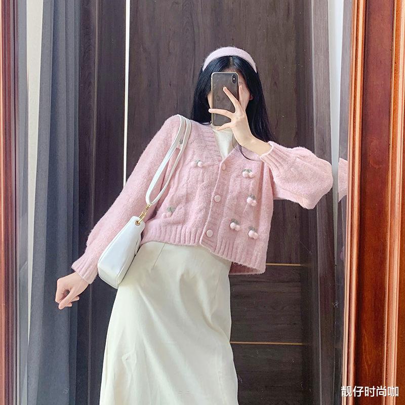 靓仔时尚咖|初秋毛衣怎么穿才好看？掌握这3个穿搭公式，轻松穿出时尚感！