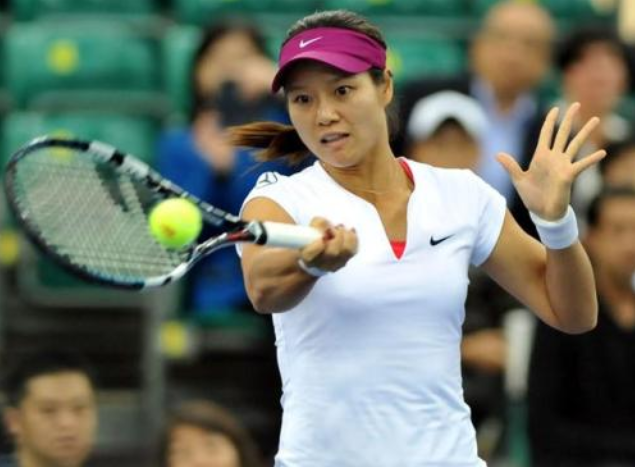 李娜|38岁胡歌“情定”世界冠军，引起网友讨论，她才是真正的人生赢家