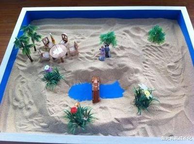 阳光妈妈成长记|家庭教育：为什么我不能在等红灯的时候横穿马路，他却可以？