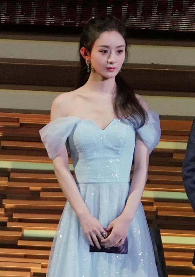 全球时尚风行|赶紧get赵丽颖穿搭风格!从圆土小妞秒变时尚女王,关键还衬气质