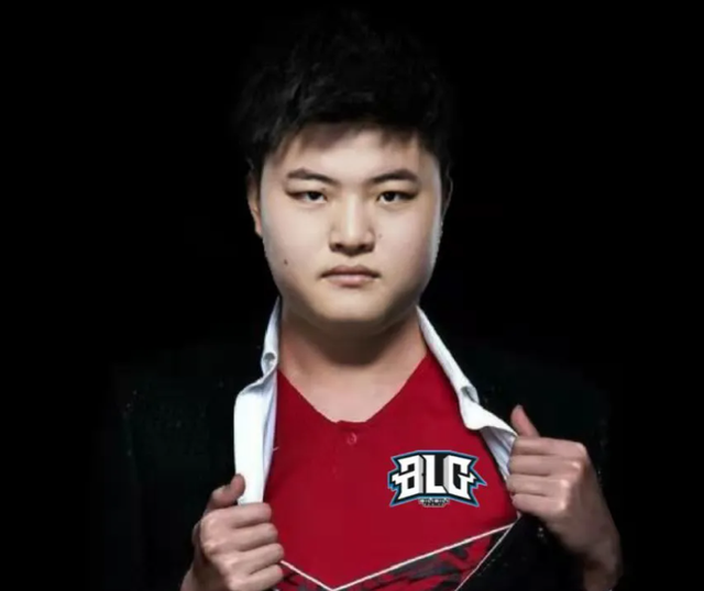 tes战队|被称大于职业选手的小超梦即将迎战TES，TES手会多重？