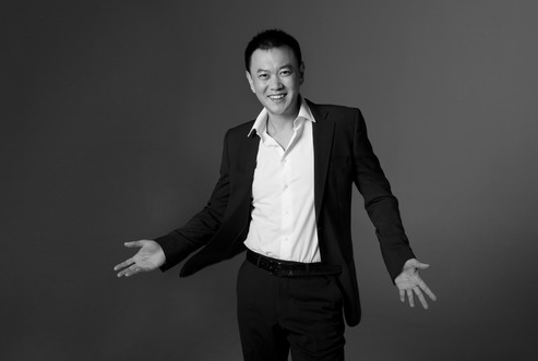 冯嘉怡|他被称“最贵配角”，拍戏只为过瘾，导演调侃：油钱都比片酬高