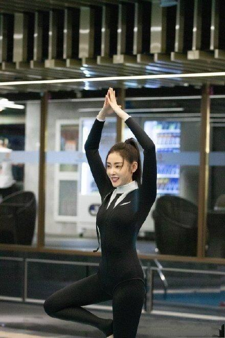 张天爱|“幺鸡”大变样,性感身材前凸后翘,被赞演技超棒