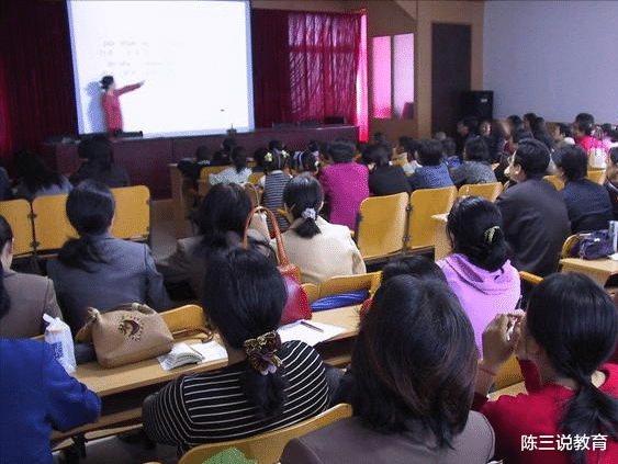 特岗教师|好消息!特岗教师公开招聘,不再限制毕业院校,每月最少6000元