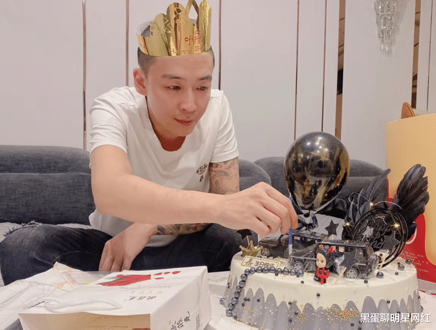 |刘一手赔款1000万与公会解约，欲签约辛巴、二驴、老方丈，遭拒绝