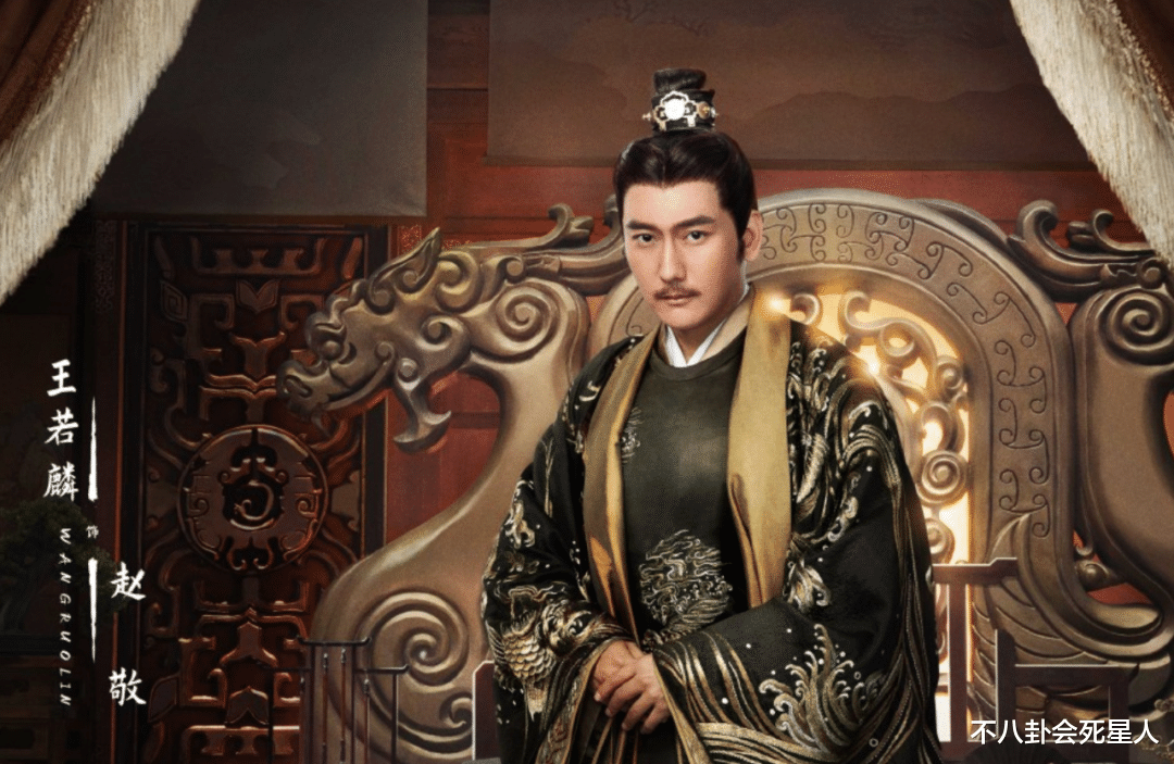 靳东|从帅气新闻主播变肿胀油腻男，这个男演员把一手王炸牌打得稀烂